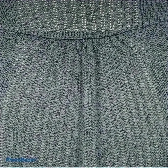 Liz Lange Maternity Crop Cardigan - Picture 6 of 7